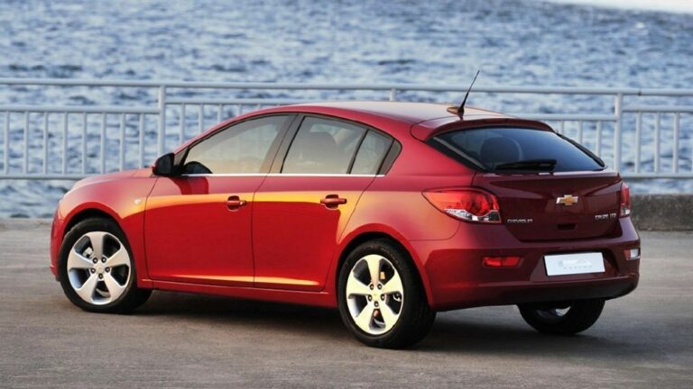 Introducing the New 2026 Chevrolet Cruze Hatchback: A Symphony of Style, Performance, and Technology